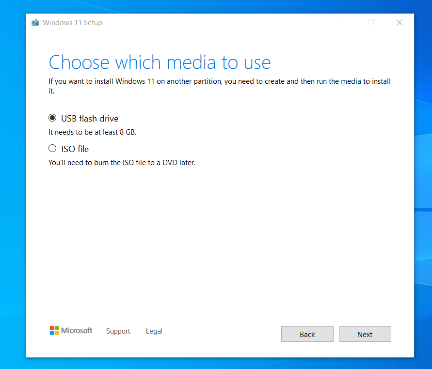 Windows 11 Media Creation Tool flash drive